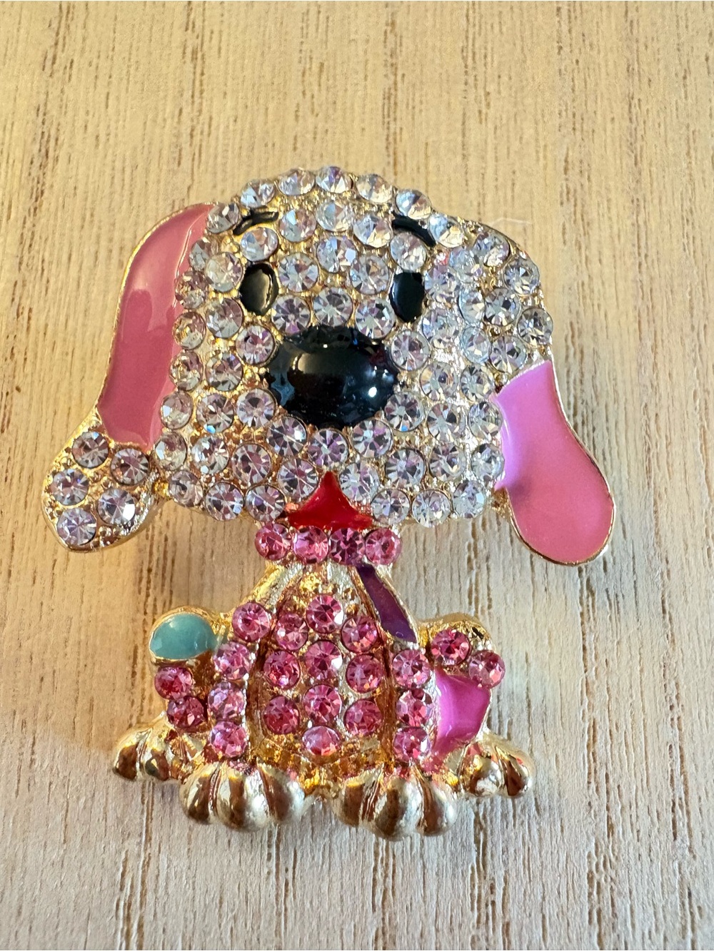 Crystal Pink Puppy Dog Brooch Pin - Decorative Pet-Themed Accessory - Picture 4 of 6